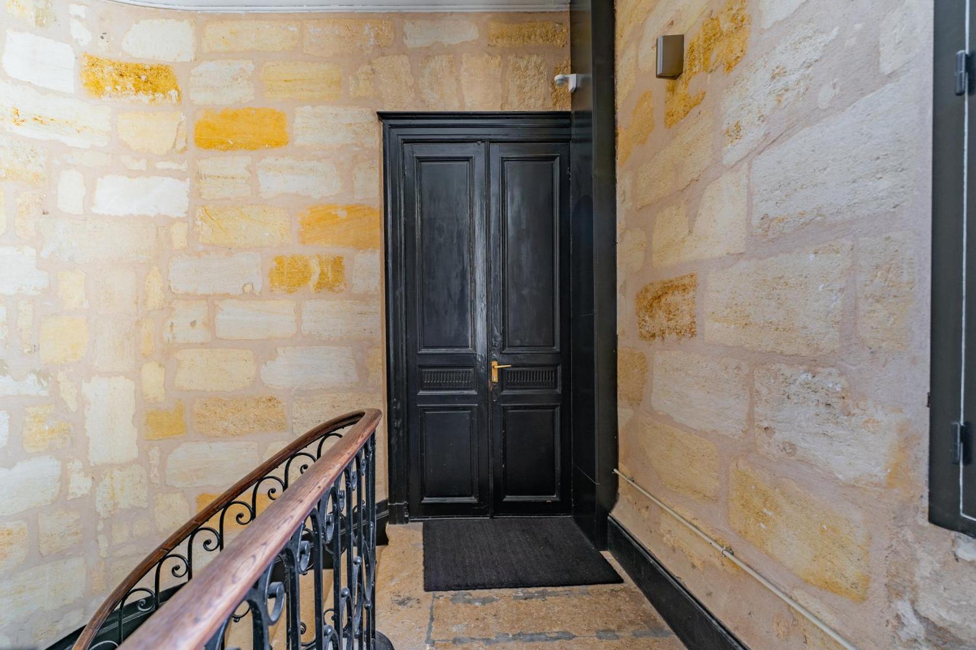 Magnifique Appartement Avec Climatisation En Hyper Centre De Bordéus Exterior foto